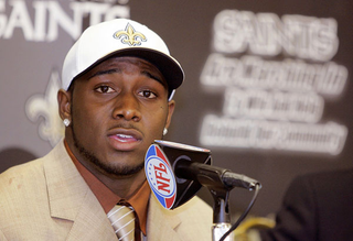 Illustration for article titled Reggie Bush Claims He Made $100,000 Through USC Work-Study Program